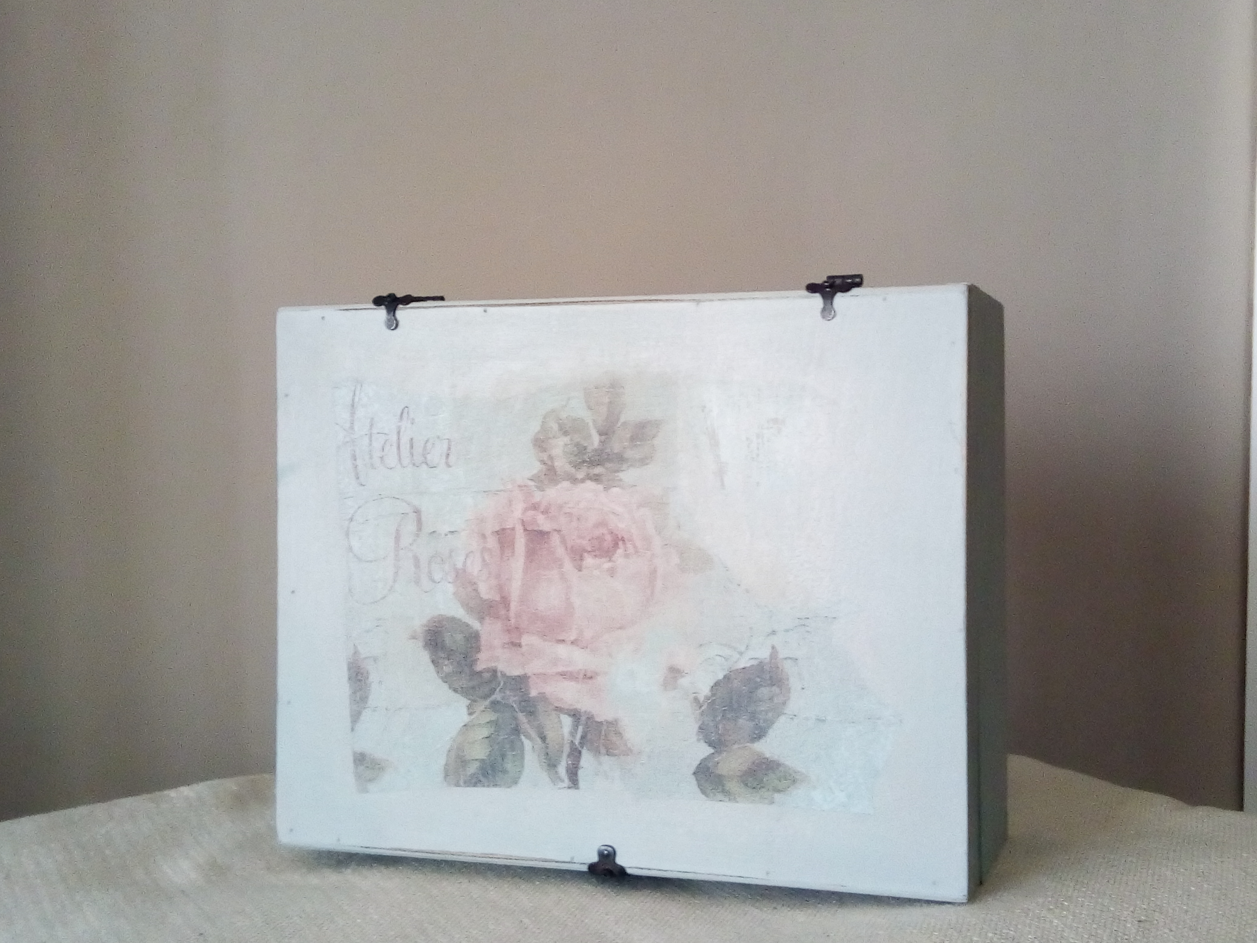 Decoupage
